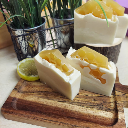 Artisan Tallow Soap: Lemongrass & Honey